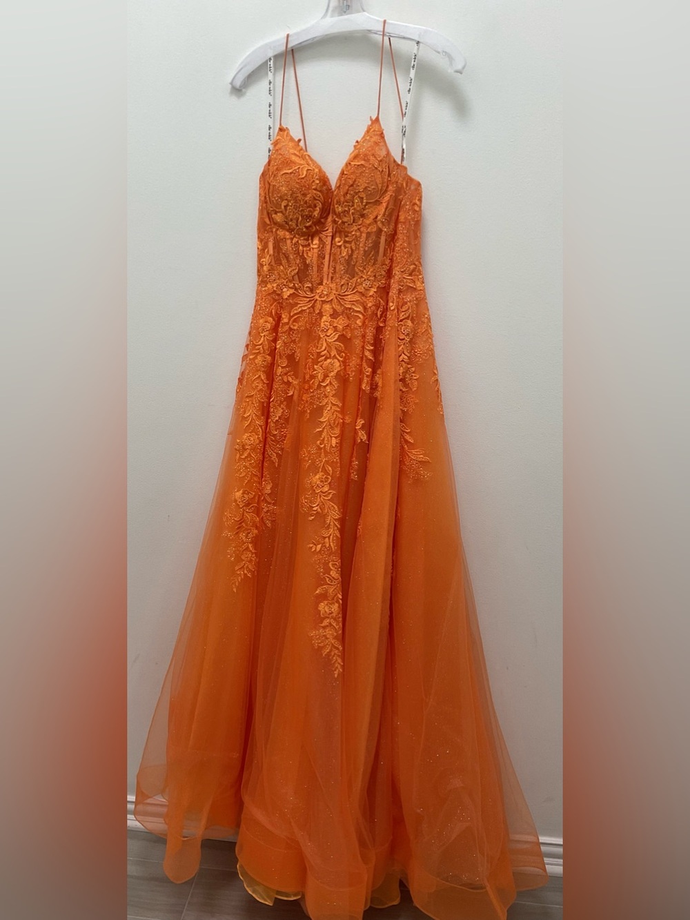 Ellie Wilde Tangerine Sparkle Lace Corset Gown Sz 8
